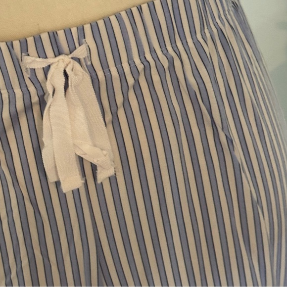 Victoria’s Secret blue, white striped pajama short sleeve top w/ shorts size XXL - Picture 8 of 12